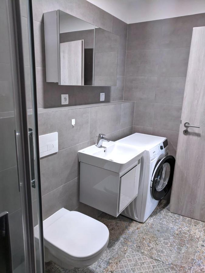Appartement Old Town 1 Bdr, A/C, W/Parking à Bratislava Extérieur photo