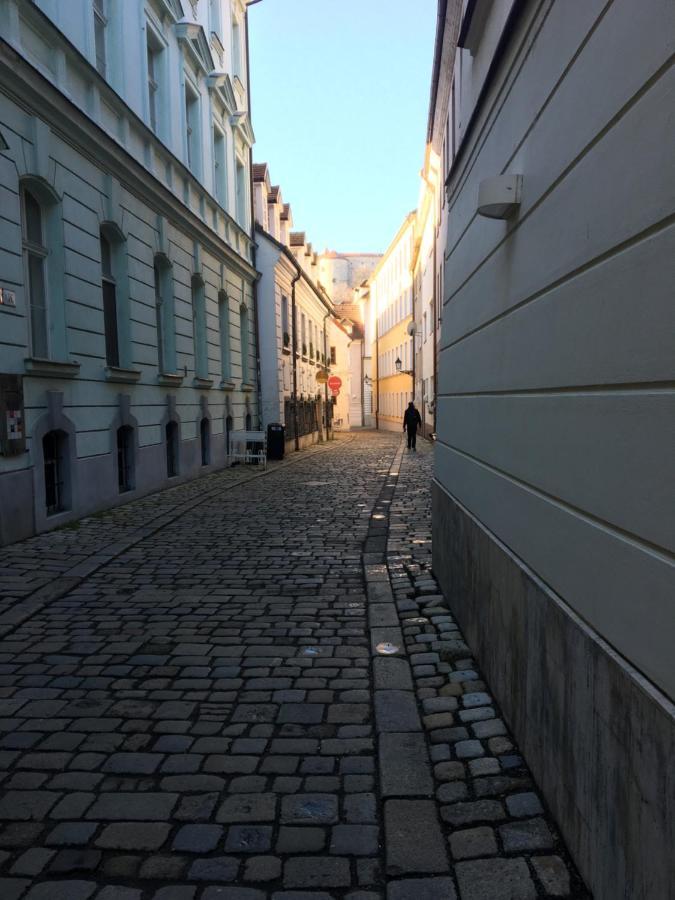 Appartement Old Town 1 Bdr, A/C, W/Parking à Bratislava Extérieur photo